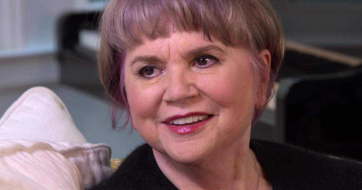 Linda Ronstadt Appears On Cbs To Discuss Her Life And Parkinson S Shake It Up Australia Foundation